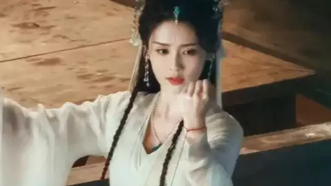 宝宝被蝮蛇咬伤